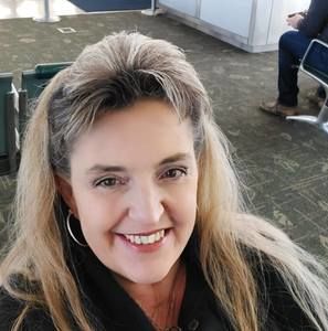 Meet your Posher, Melanie